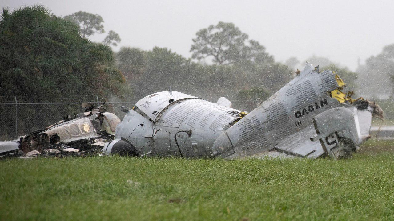 Pilot killed in plane crash at Florida air show