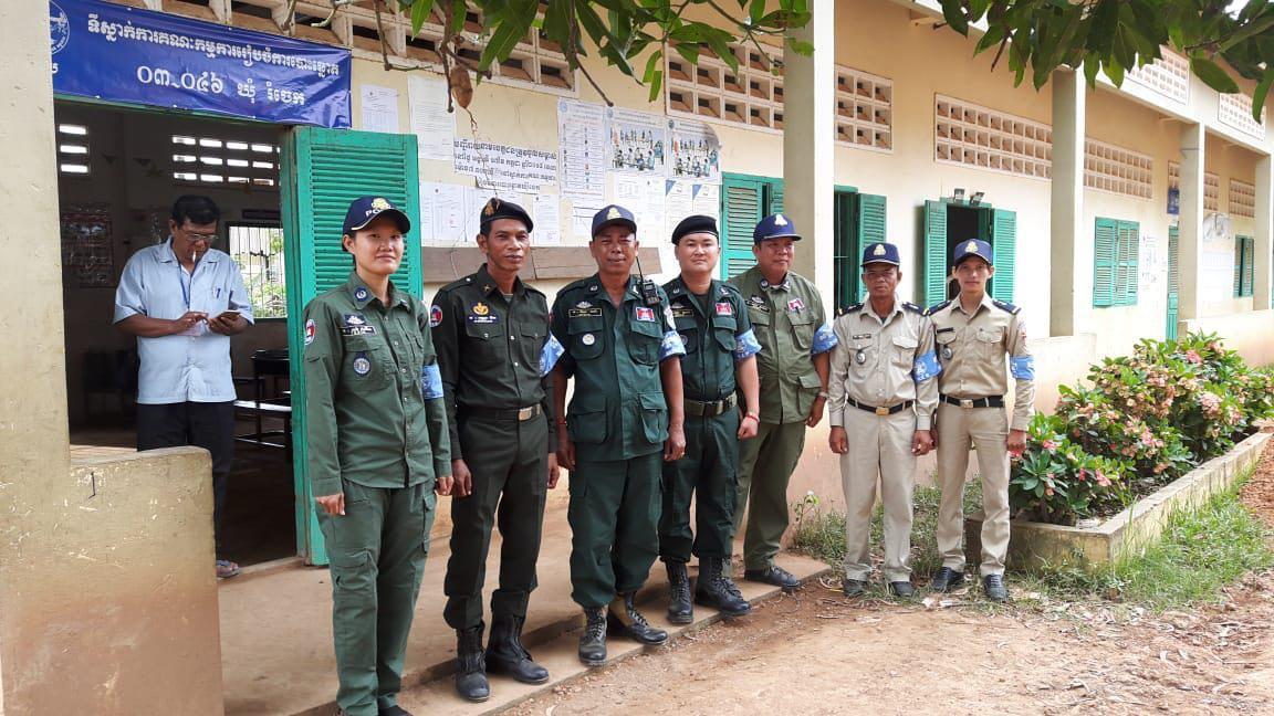 柬埔寨警察服装图片图片