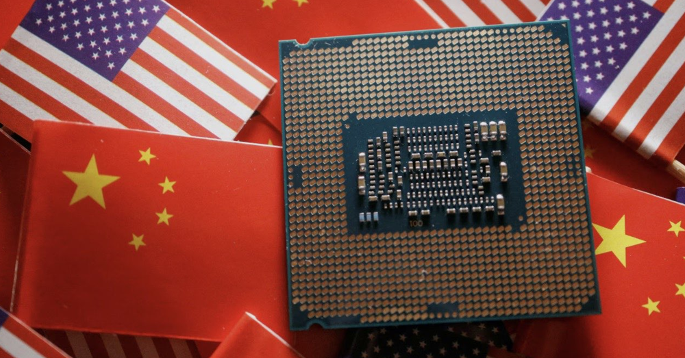 ត្រាំ បញ្ឈប់កិច្ចព្រមព្រៀងឧស្សាហកម្មបន្ទះឈីបជាមួយចិន​ ដោយលើកឡើងពីកង្វល់សន្តិសុខជាតិ និងទំនាក់ទំនង