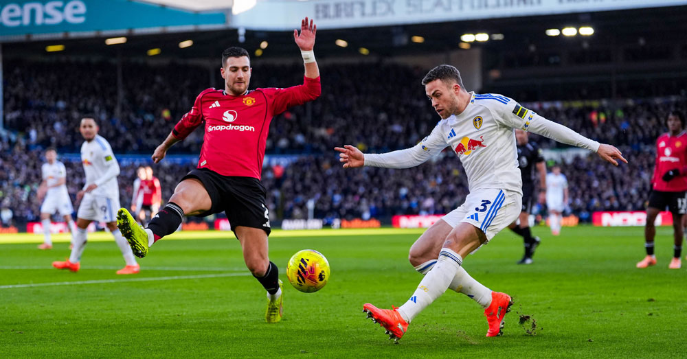 Man United ទល់ Leeds លេងស្មើគ្នា បន្ទាប់ពីមានអ្នកគាំទ្រម្នាក់បាត់បង់ជីវិតមុនការប្រកូត