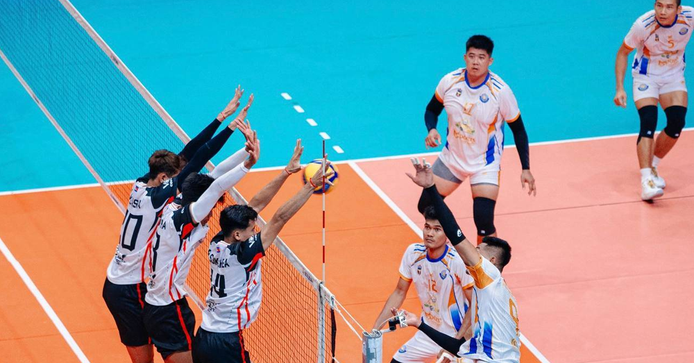 ស្នងការនគរបាលរាជធានីភ្នំពេញ និងវិសាខា ទម្លាក់ក្រុមជើងឯក និងជើងឯករង ឡើងជួបគ្នាវគ្គ ១/២ នៃពានសម្ដេចក្រឡាហោម ស ខេង