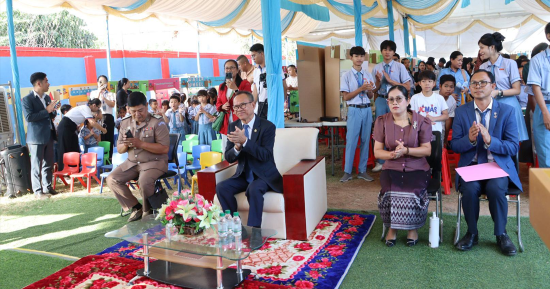 សាលាអន្តរជាតិមែនន័រ រៀបចំពិធីតាំងពិព័រណ៍គម្រោងអប់រំស្ទែម បង្ហាញស្នាដៃ និងសមត្ថភាពបង្កើតថ្មីរបស់សិស្សានុសិស្ស