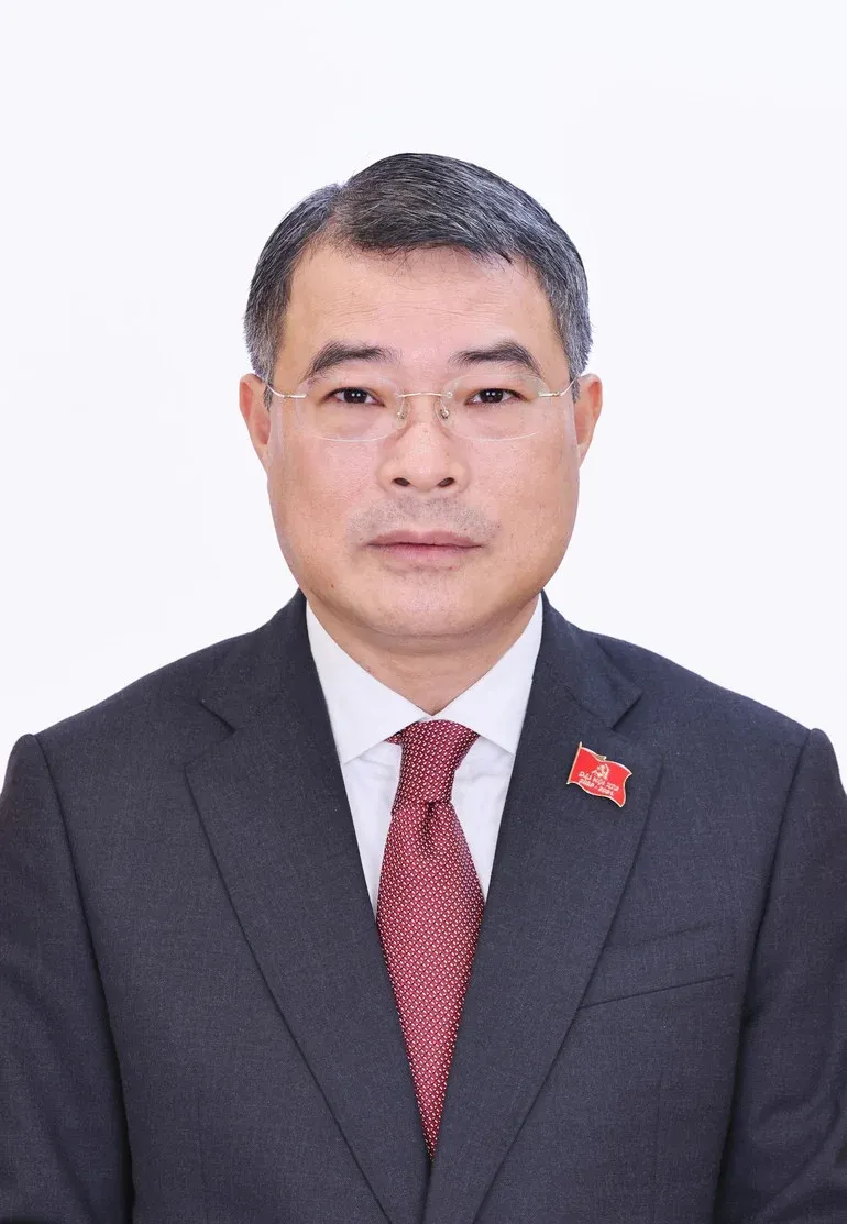 ចំណេះដឹងទូទៅ៖ ប្រវត្តិលោក ឡេ មិញហ៉ឹង នាយករដ្ឋមន្ត្រីថ្មីនៃវៀតណាម