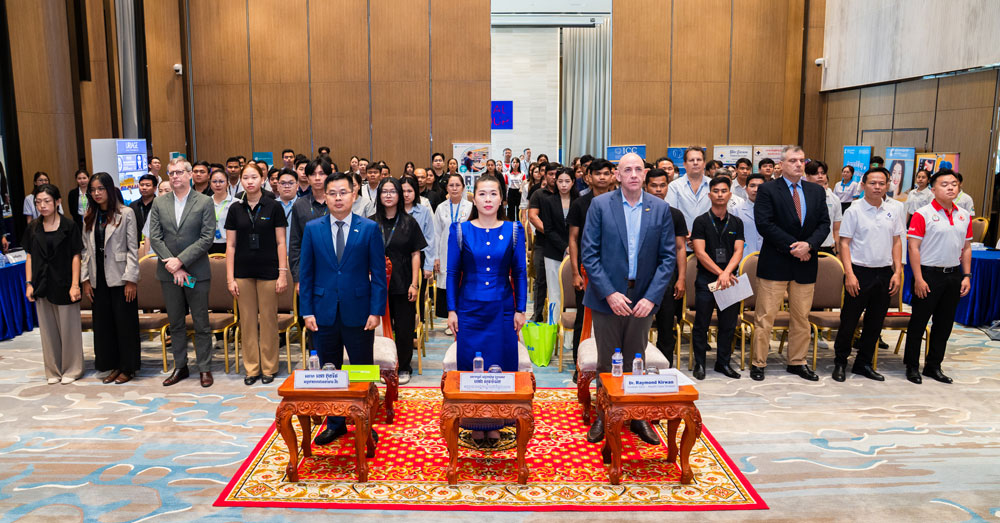 ធនាគារ «វីង» លើកស្ទួយសុខុមាលភាព និងសកម្មភាពសប្បុរសធម៌ តាមរយៈការបរិច្ចាគឈាមសង្គ្រោះជីវិត