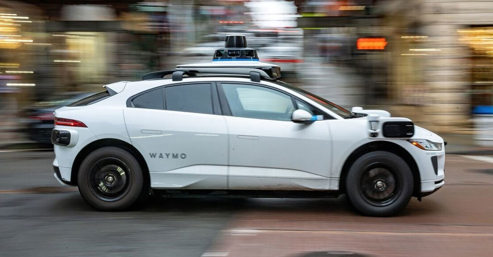 ចិនផ្អាកផ្តល់ច្បាប់ឱ្យឡានគ្មានមនុស្សបើក ក្រោយតាក់ស៊ី Baidu បង្កបញ្ហានៅទីក្រុង Wuhan