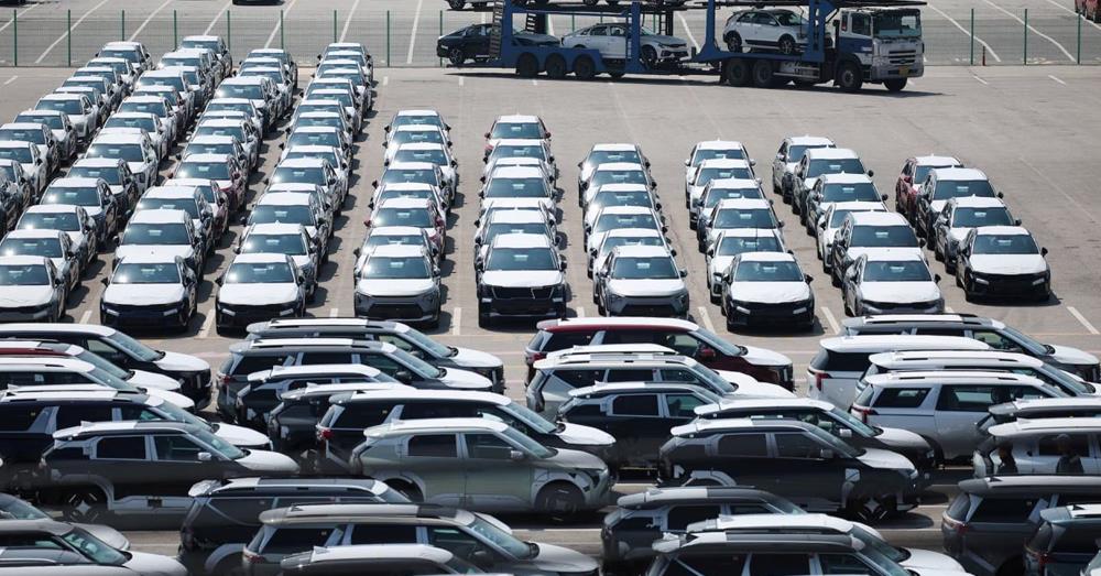 វិស័យផលិតកម្មកូរ៉េខាងត្បូងងើបឡើងវិញខ្សោយជាងការរំពឹងទុក ខណៈទិន្នផលរោងចក្រក្នុងខែវិច្ឆិកានៅបន្តធ្លាក់ចុះ