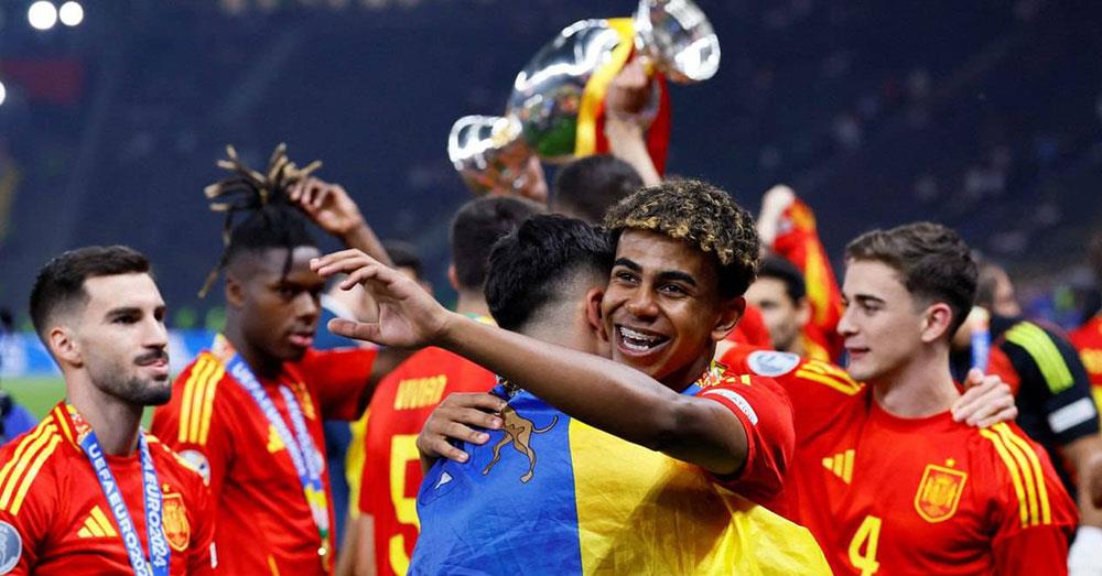 FIFA ធ្វើបច្ចុប្បន្នភាពតារាងចំណាត់ថ្នាក់ពិភពលោក ស្របពេលអេស្ប៉ាញ បន្តឈរលេខ១