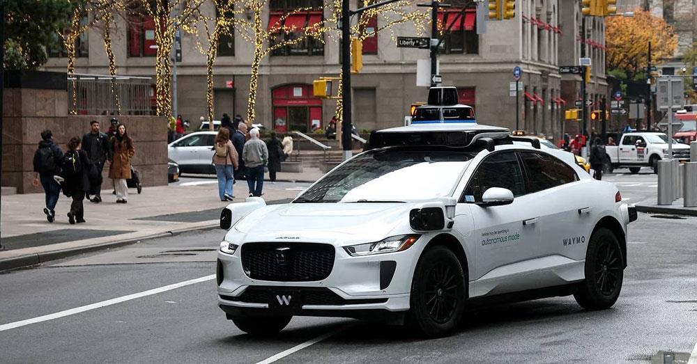 តម្លៃខ្លួន Waymo ហក់ឡើងដល់ ១១០ពាន់លានដុល្លារ និងកំពុងត្រៀមរៃអង្គាសទុនយក្សបន្តមហិច្ឆតាតាក់ស៊ីឥតអ្នកបើកបរ