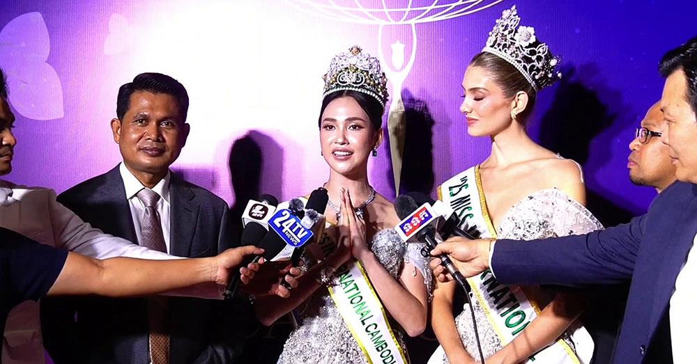 បវរកញ្ញាកម្ពុជានឹងចូលរួមប្រកួតលំដាប់អន្តរជាតិនៅជប៉ុន នាចុងឆ្នាំ២០២៦ខាងមុខនេះ, ឧកញ៉ា ចិន សំណាង រៀបចំកម្មវិធីបំពាក់ម្កុដ និងឈៀងផ្លូវការយ៉ាងអធិកអធម