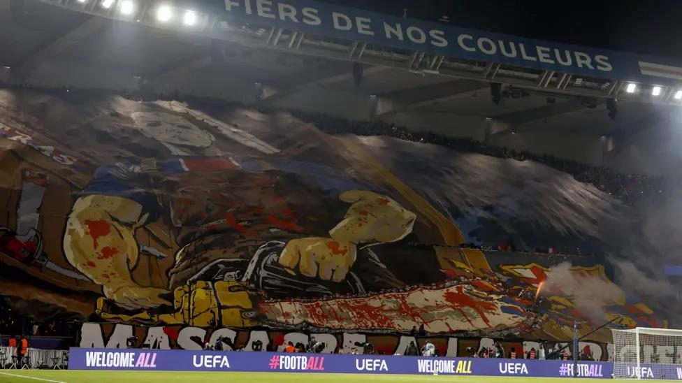 Barcelona ថ្លោលទោសក្លិប PSG ពីទង្វើអ្នកគាំទ្រលើកបដា ក្នុងន័យឌឺដងនាំឱ្យមានអំពើហិង្សា